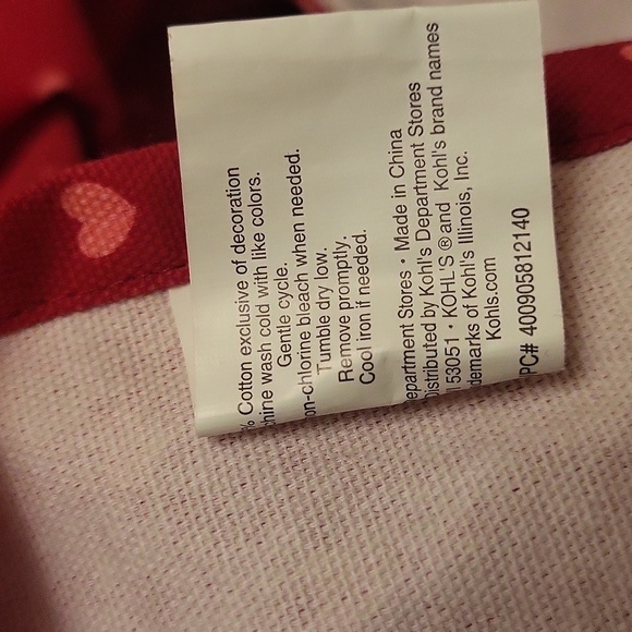 Valetines Day Micro Heart Cooking Apron - Picture 4 of 4